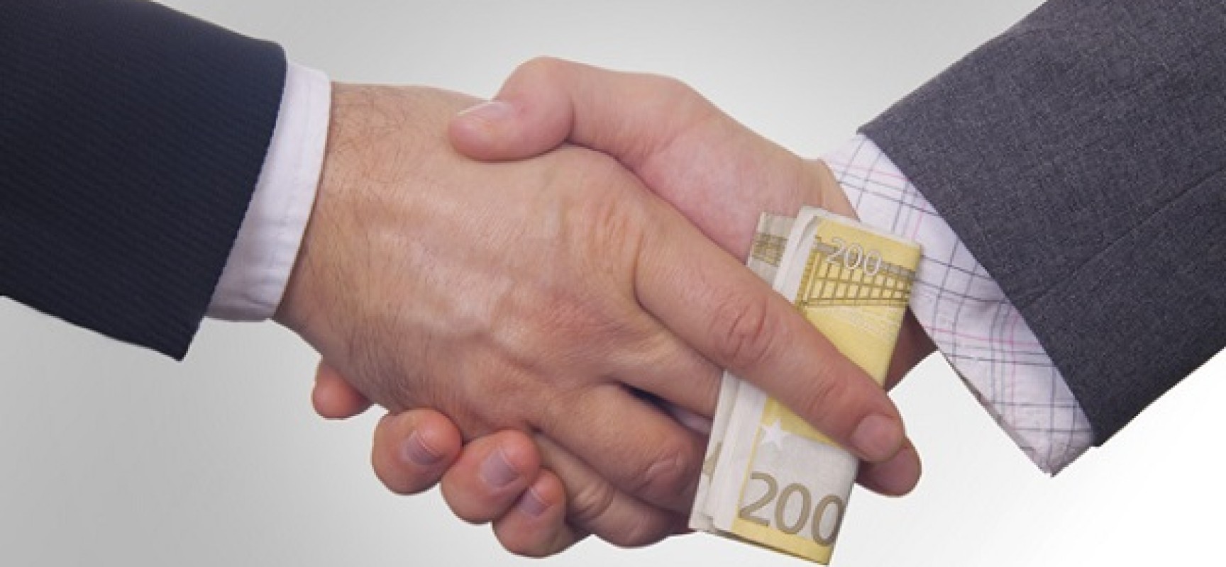 …los TLC incluyen disposiciones para enfrentar los actos de corrupción internacional?