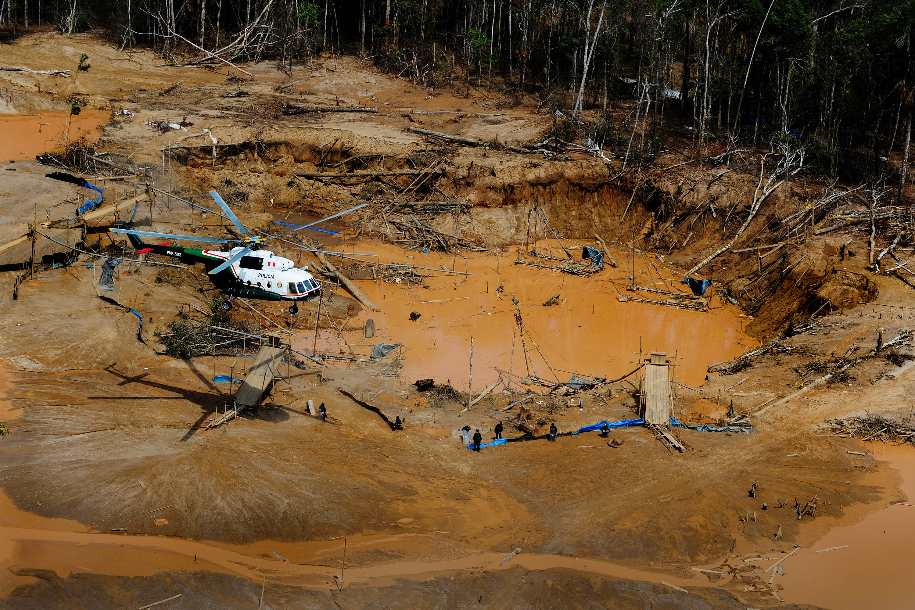 De la selva, sus mineros informales