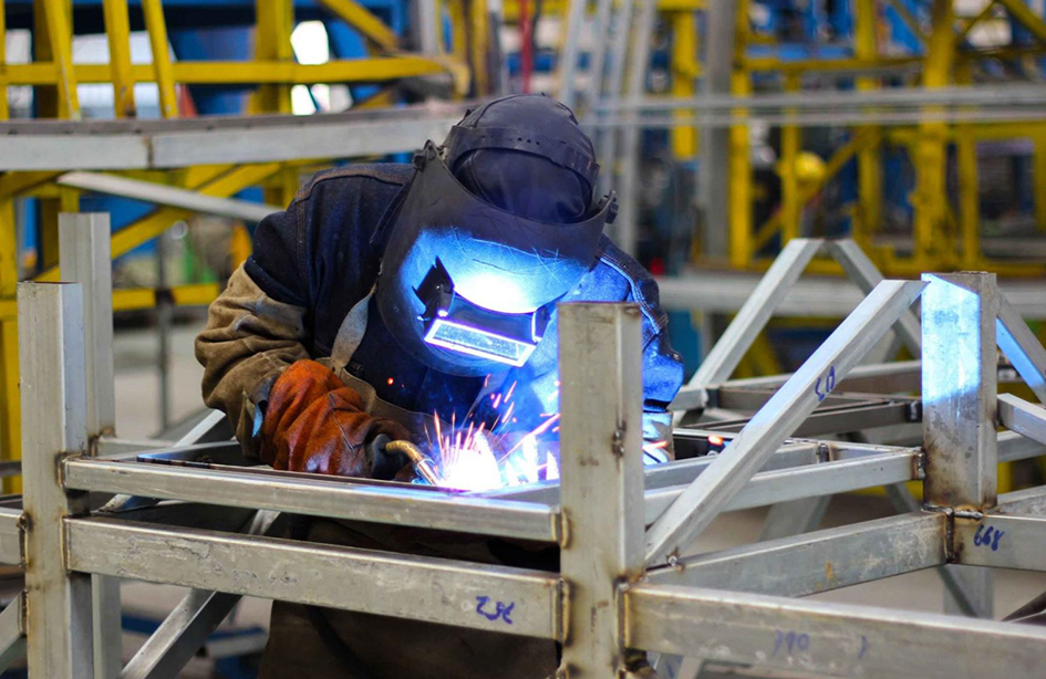 MOTORES DEL CRECIMIENTO EN CUIDADOS INTENSIVOS