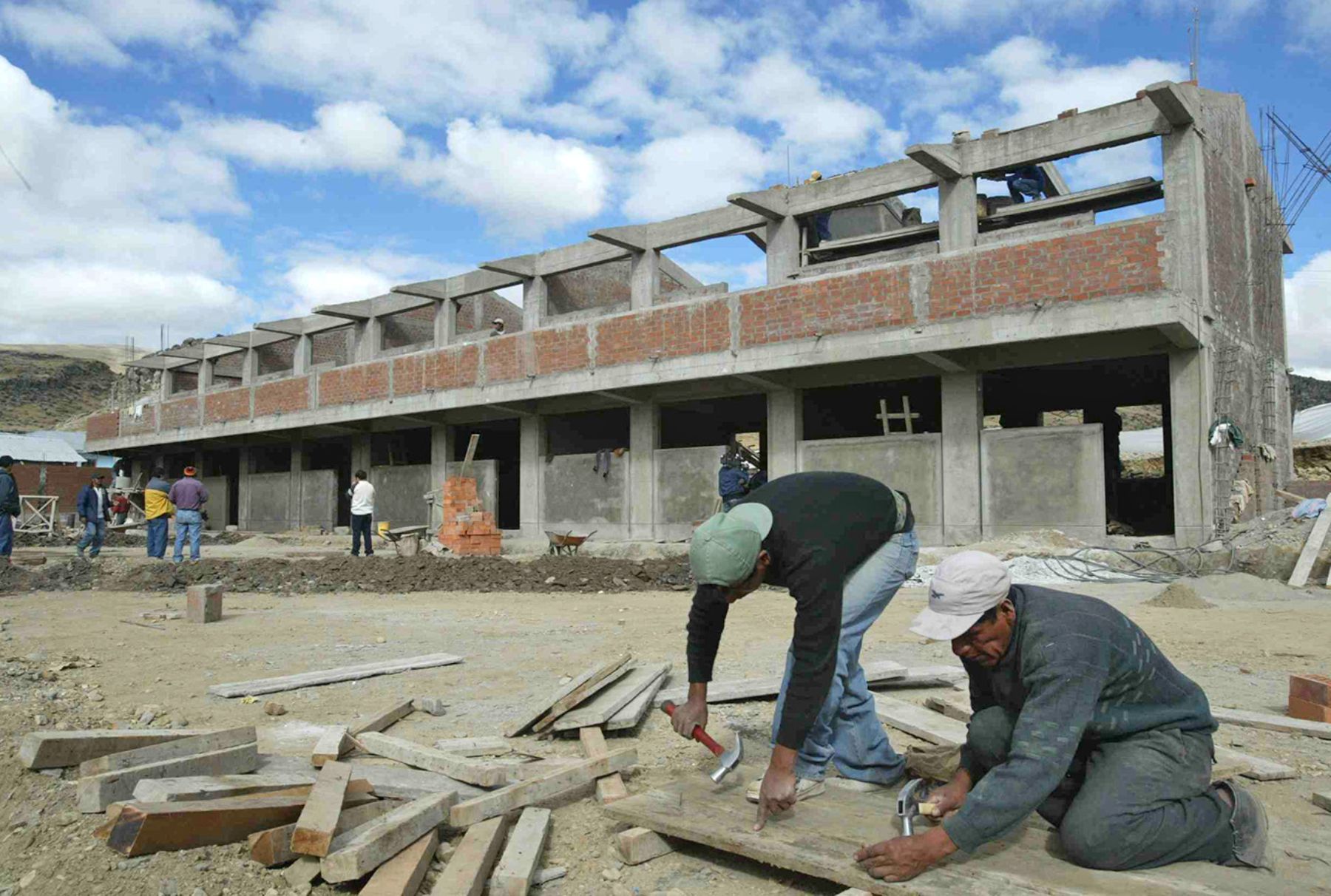 EN LO QUE VA DE 2020, MINEDU SOLO HA ADJUDICADO UN PROYECTO DE OBRAS POR IMPUESTOS, PESE A QUE TENDENCIA DE ADJUDICACIÓN DESDE 2016 HA SIDO DE CINCO POR AÑO