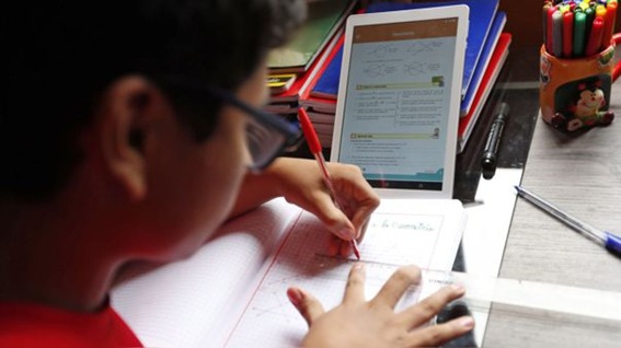 EL DESAFÍO DE LA EDUCACIÓN PARA EL BICENTENARIO