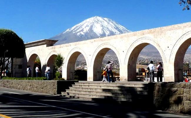 15.7% FUE LA CAÍDA DEL VALOR AGREGADO BRUTO EN EL DEPARTAMENTO DE AREQUIPA A RAÍZ DE LA COVID-19