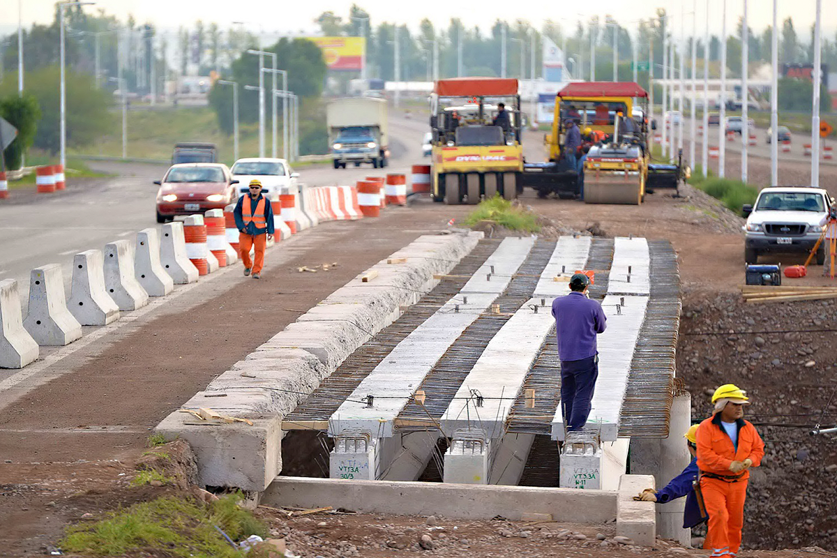 OBRAS POR IMPUESTOS COMO MECANISMO PARA AGILIZAR LA EJECUCIÓN DE PROYECTOS