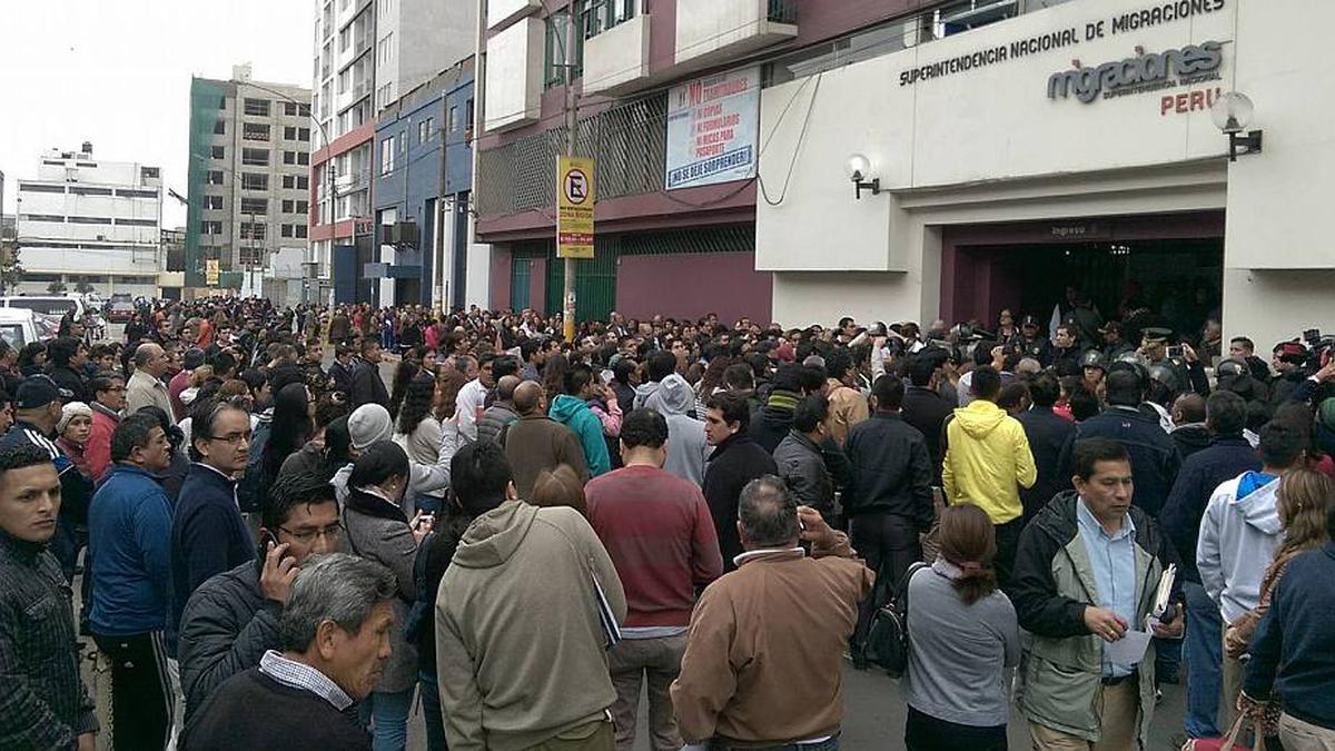 DESTRUYENDO EL TURISMO