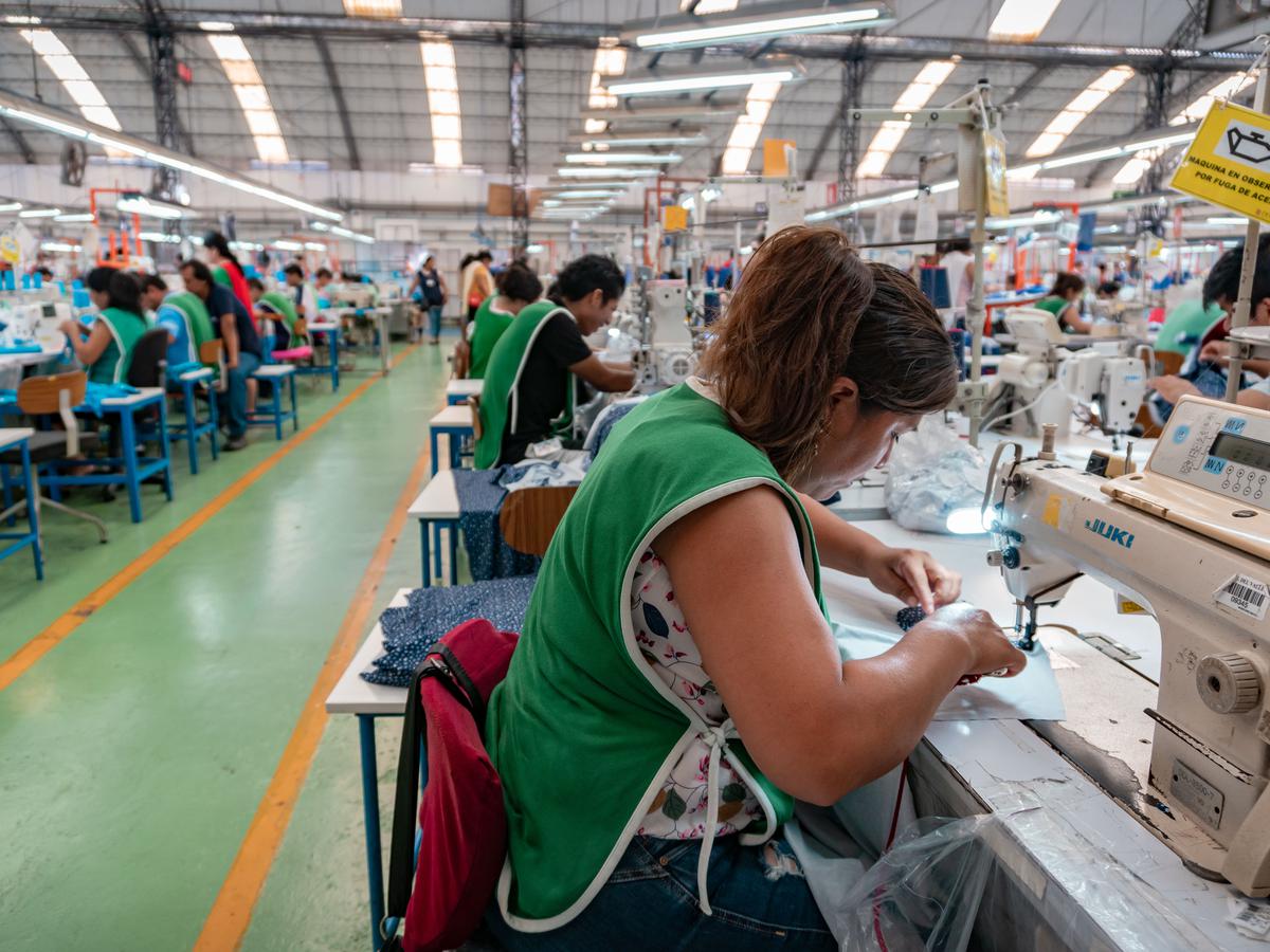 ¿CÓMO AYUDAR AL SECTOR TEXTIL?