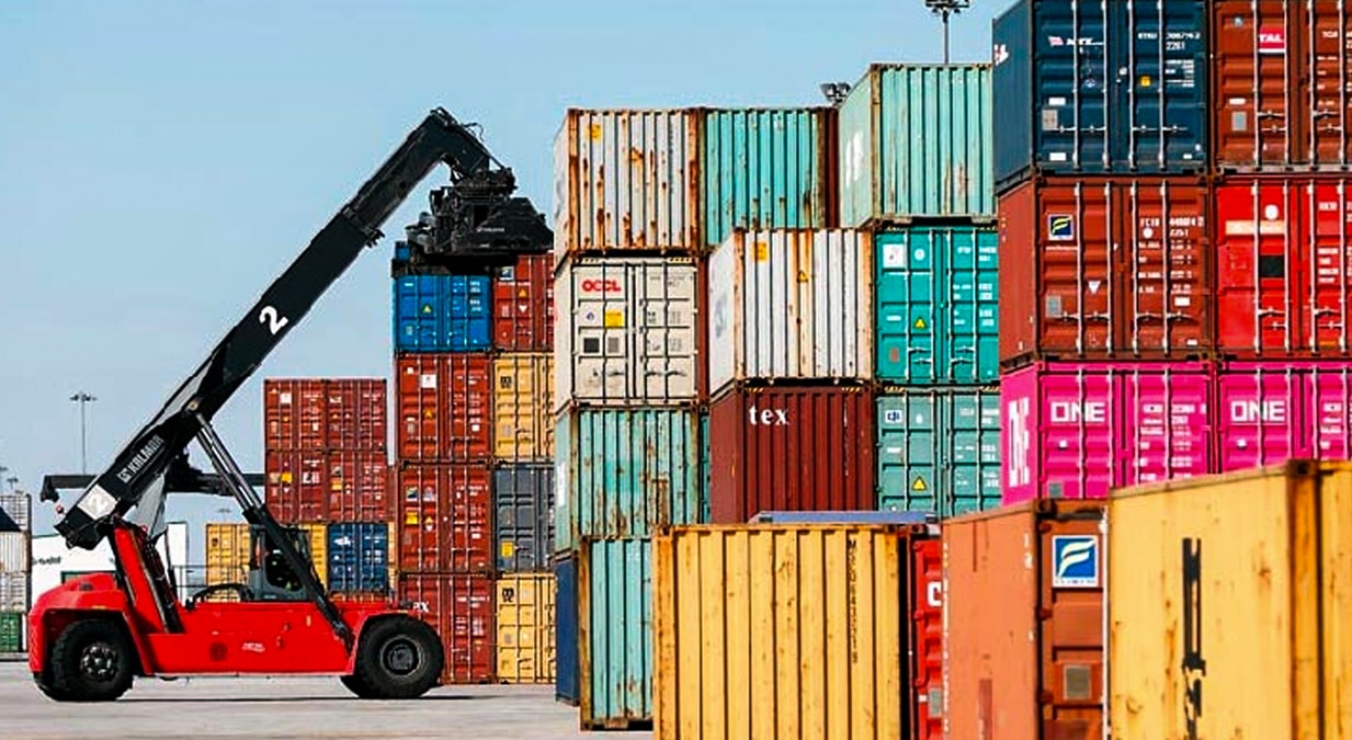 EXPORTACIONES PERUANAS ALCANZAN RÉCORD HISTÓRICO EN 2022, CON ENVÍOS POR US$ 63,193 MILLONES