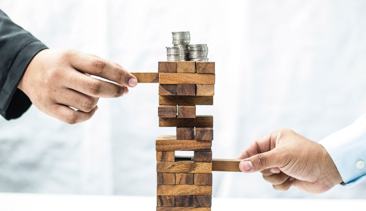 INFORME DE ESTABILIDAD DEL SISTEMA FINANCIERO: PERSPECTIVAS Y RIESGOS PARA EL PERÚ