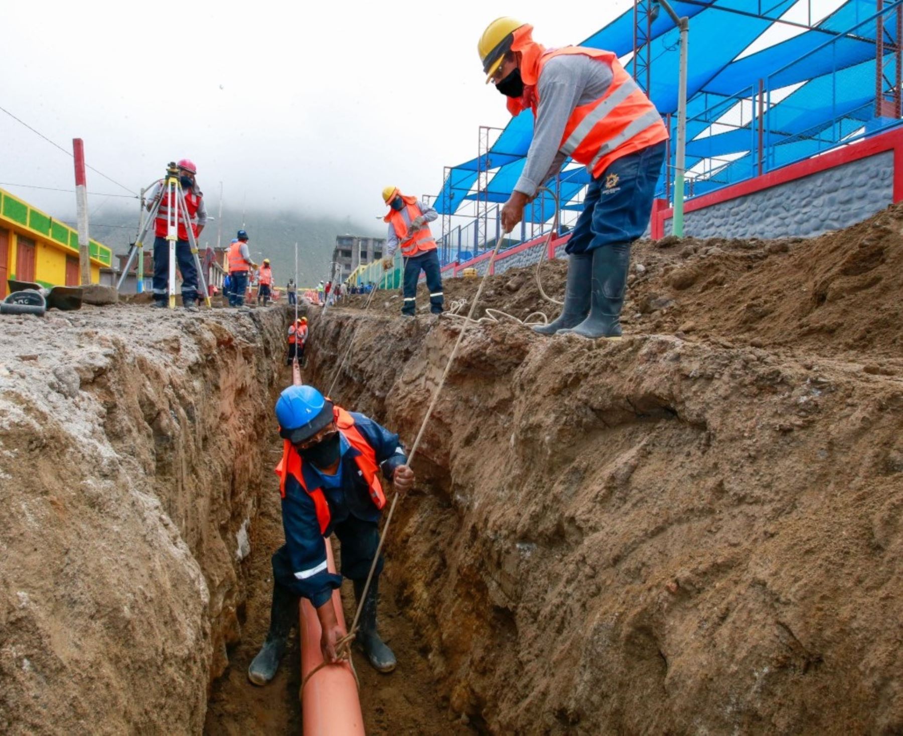 3 DE CADA 4 PERSONAS EN ZONAS RURALES NO POSEE EL SERVICIO DE ALCANTARILLADO POR RED PÚBLICA