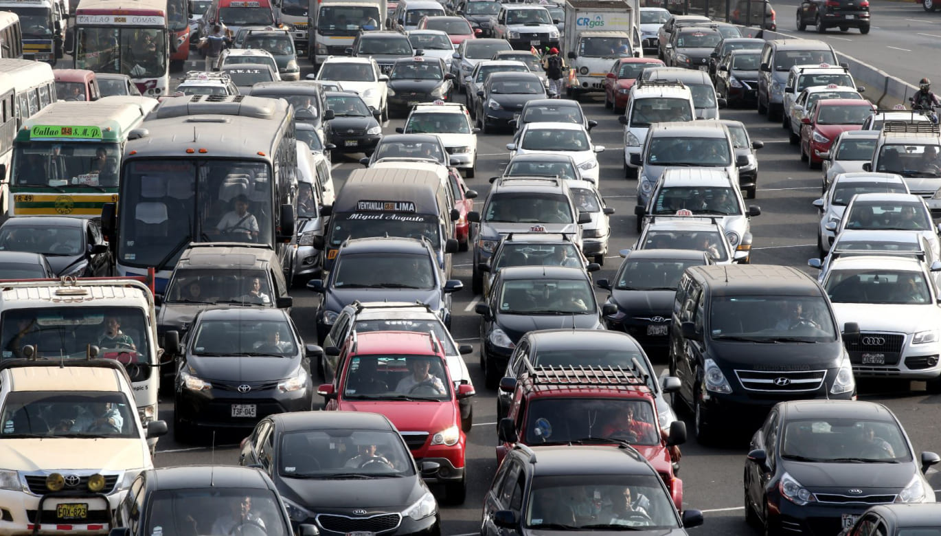TRANSPORTE PÚBLICO EN LIMA EN RIESGO DE EMPEORAR (AUN) MÁS