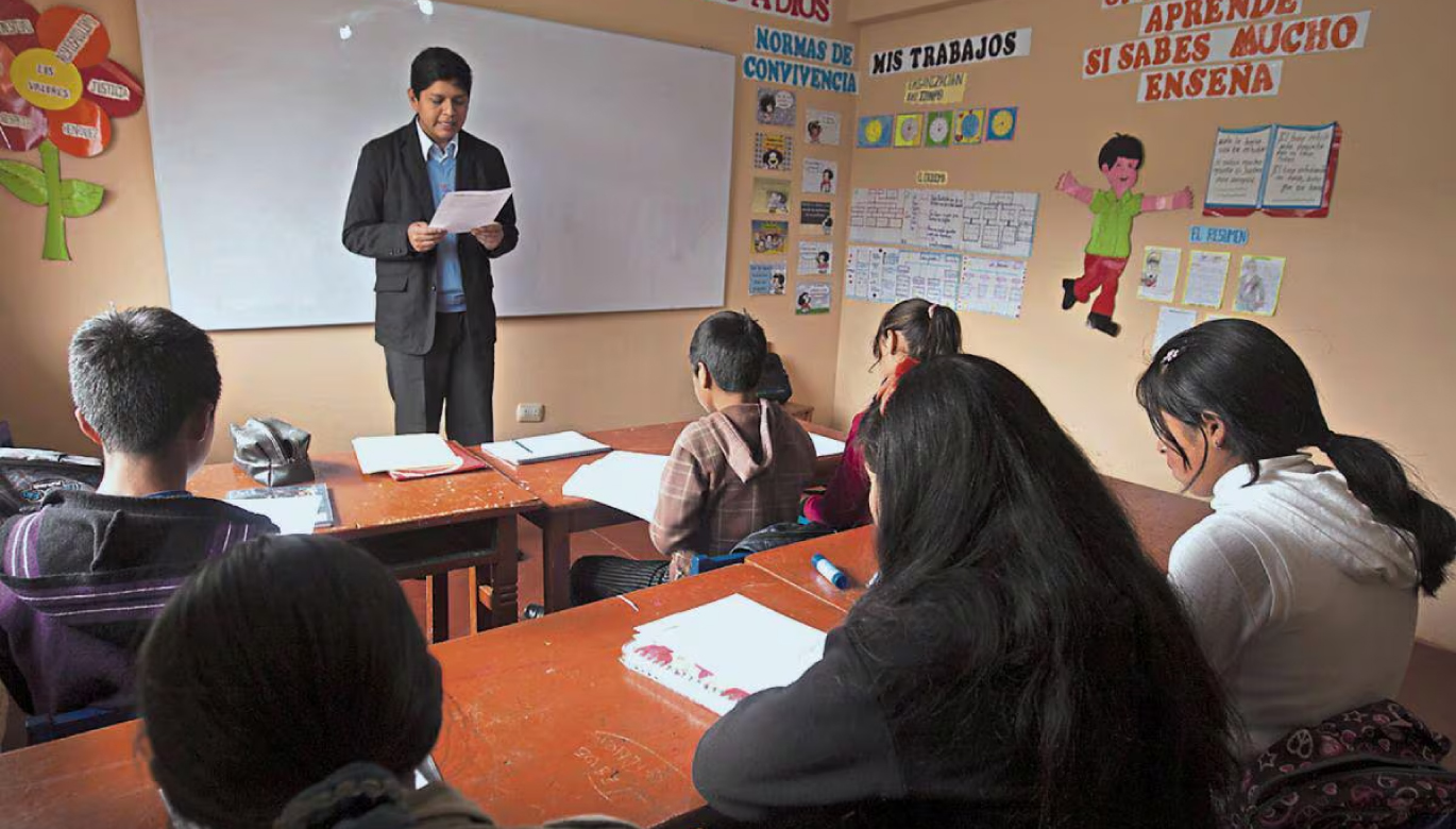 EDUCACIÓN: AVANCES Y CARENCIAS