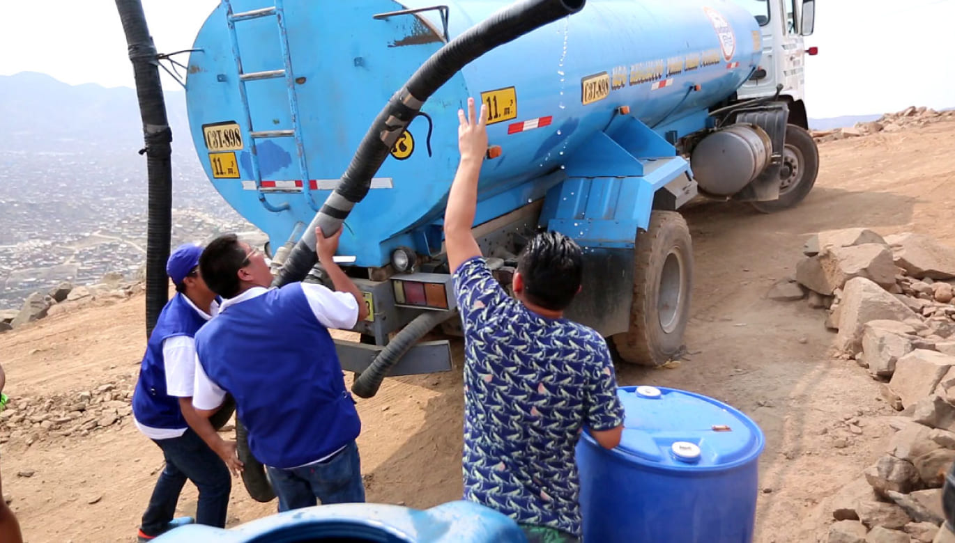 ACCESO AL SERVICIO DE AGUA, PERO SIN CALIDAD