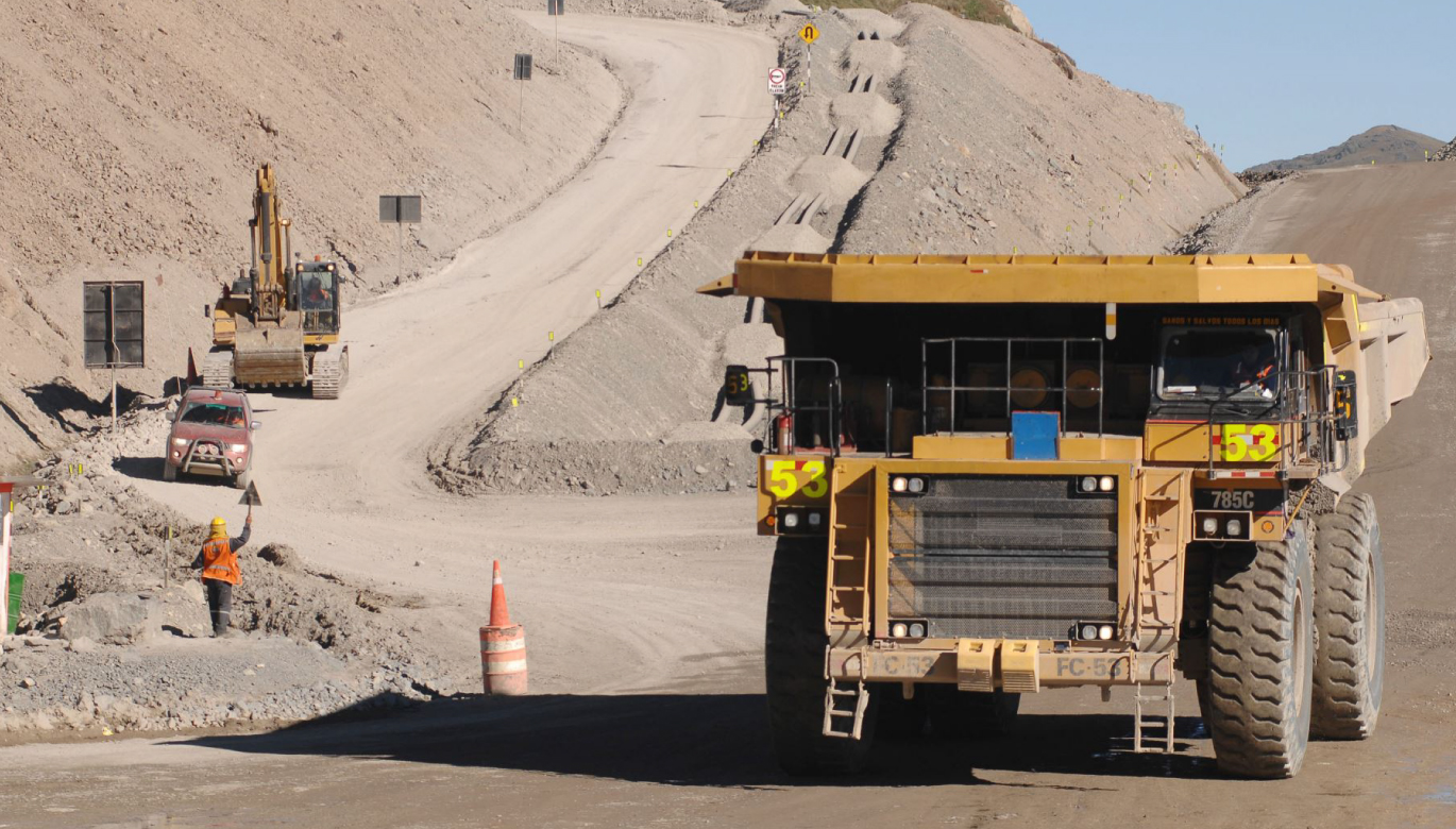DESEMPEÑO DE LA ACTIVIDAD MINERA EN EL PERÚ