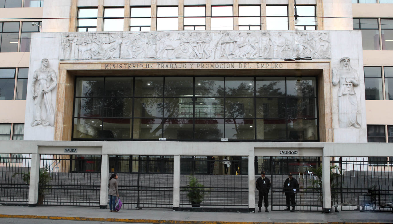 DEL TRABAJO Y PROMOCIÓN DEL EMPLEO AL CAPITAL HUMANO