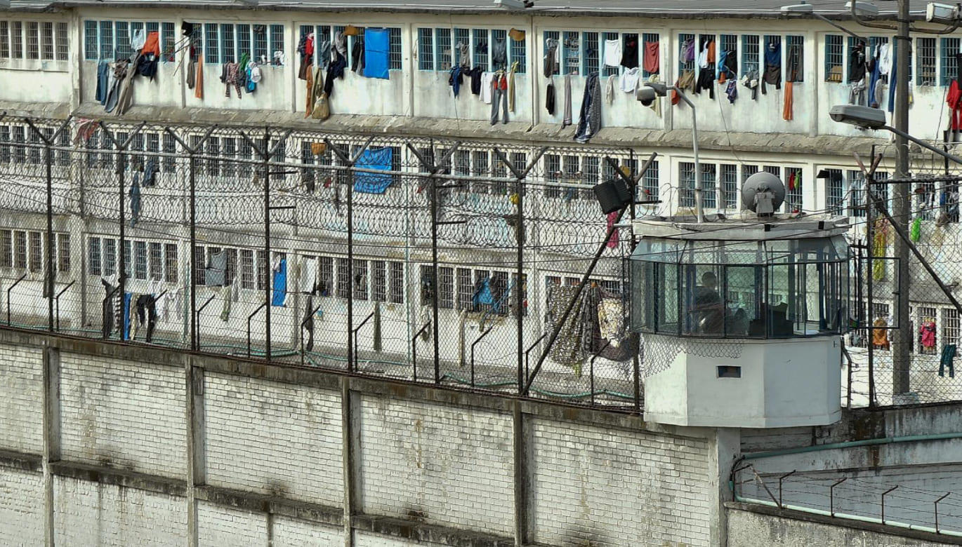 Hacinamiento en cárceles amenaza la seguridad pública